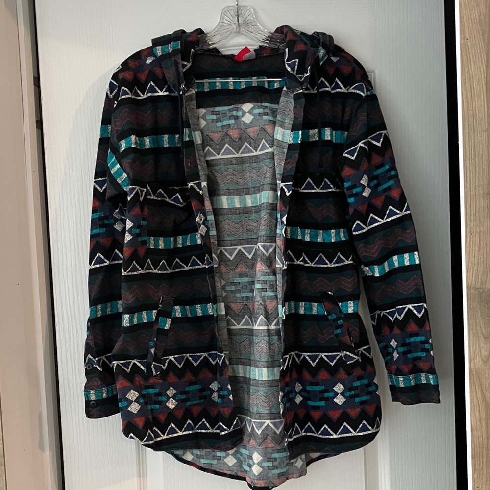 H&M Multicolor Patterned button down/jacket